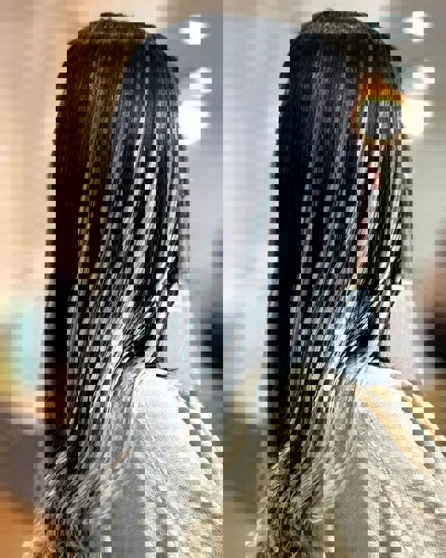 اکستنشن مو حرفه‌ای سالن زیبایی گلساران کرمانشاه